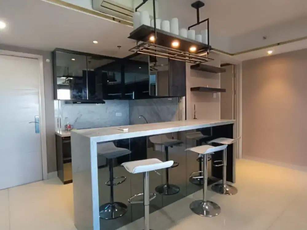 Apartemen Pakuwon Lariz Mansion 2 bedroom full furnish mewah