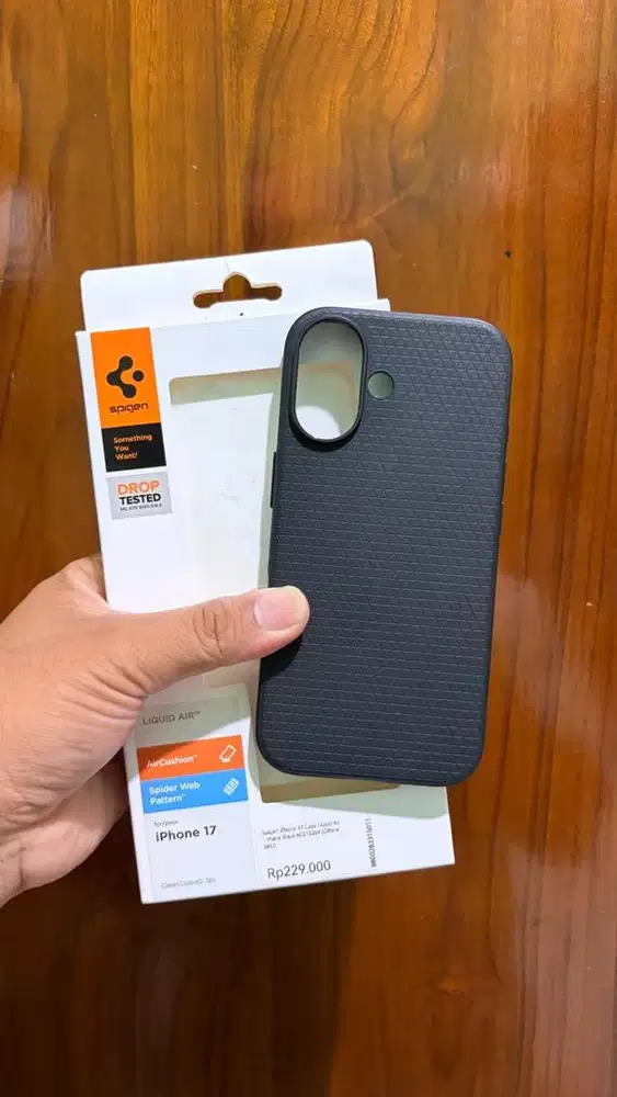 case iphone 17 spigen liquid air