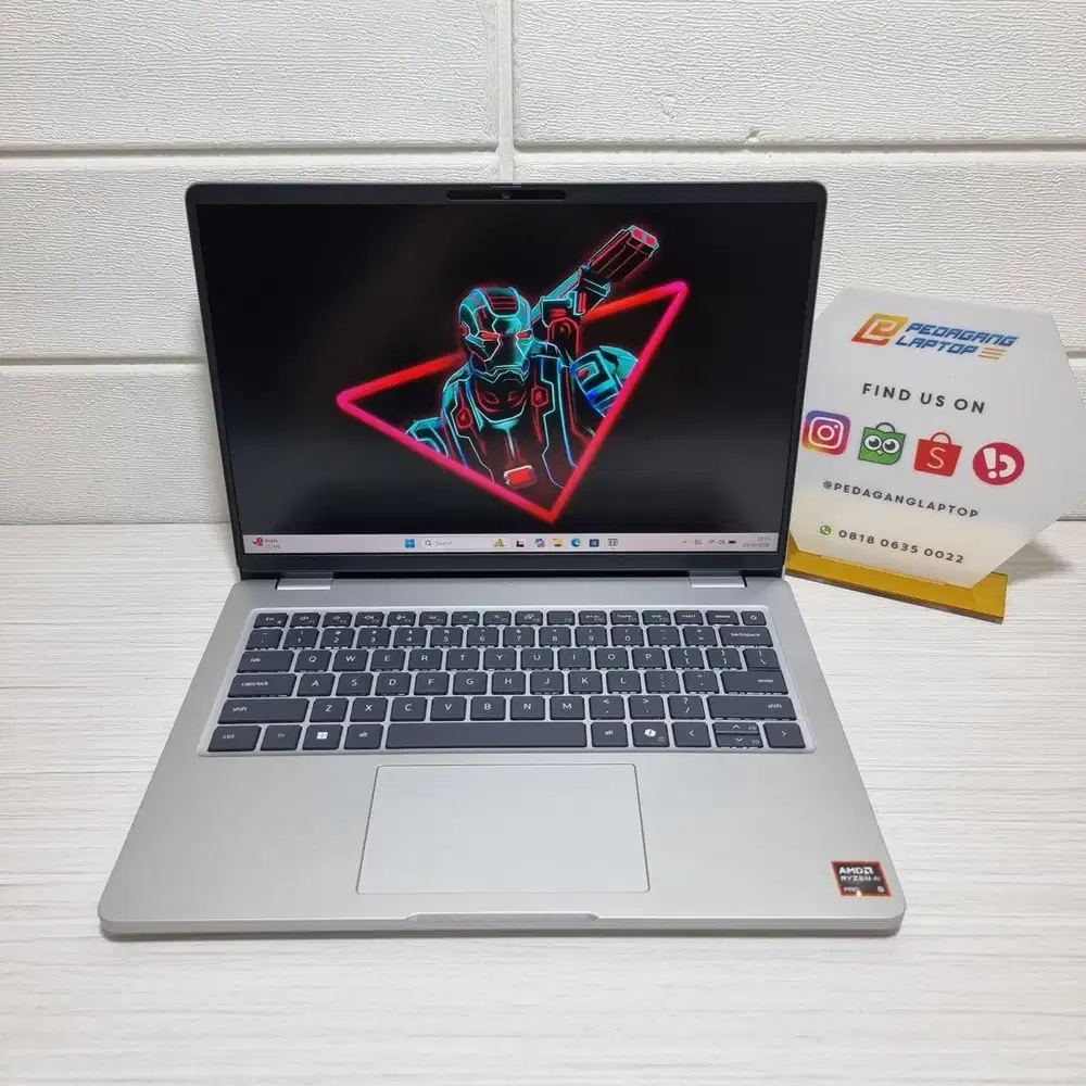 DELL PRO 14 AMD RYZEN Ai 5 PRO 340 RAM 16GB SSD 256GB LIKE NEW Touchsc