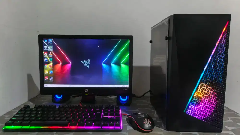 PC CPU Gaming Intel Core i5 RAM 8GB VGA DDR5 Full Set Monitor GTA V