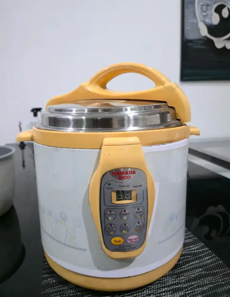HAMADA SICO PRESSURE COOKER