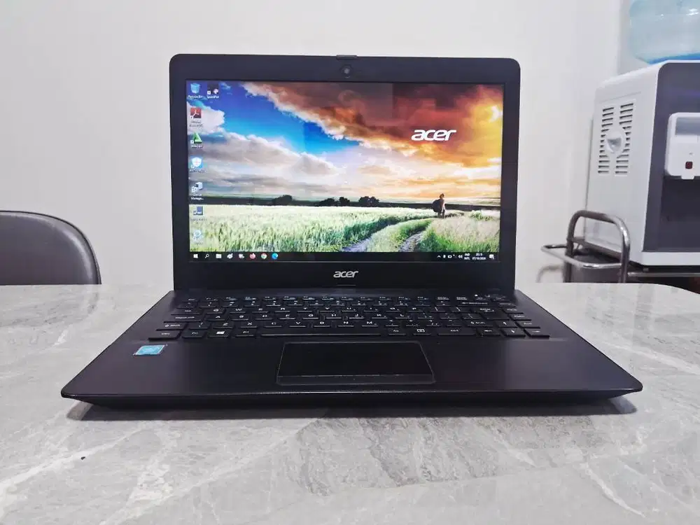 ACER 14 4GB SSD ReadyUp Laptop SLIM Sekolah Kuliah Kerja Ok Garansi
