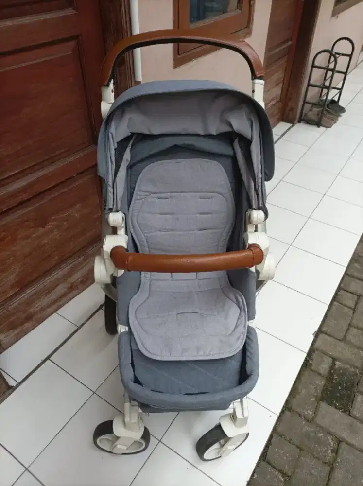 Stroller preloved
