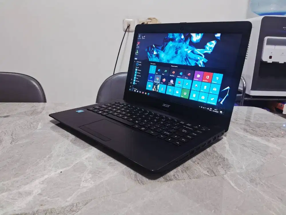 RAM 8GB SSD ReadyUp Laptop ACER SLIM Sekolah Kuliah Kerja Ok Garansi