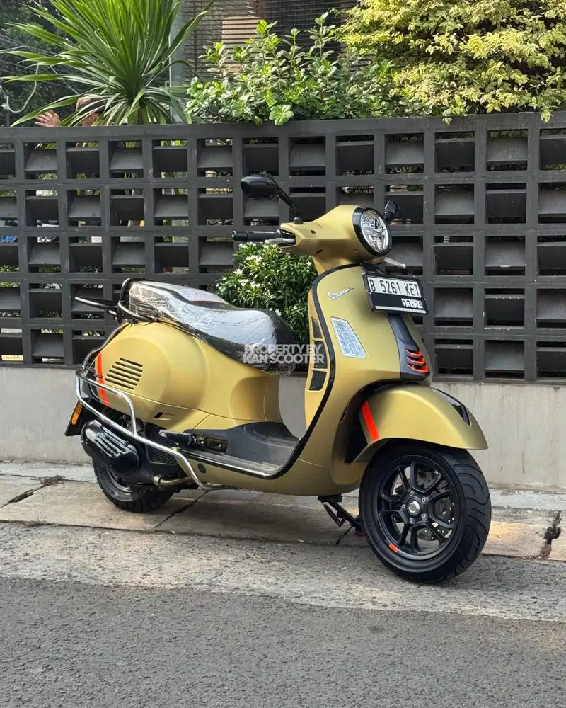 VESPA GTS S iGET ABS 4V FACELIFT “KEYLESS” 2023 TERMURAH