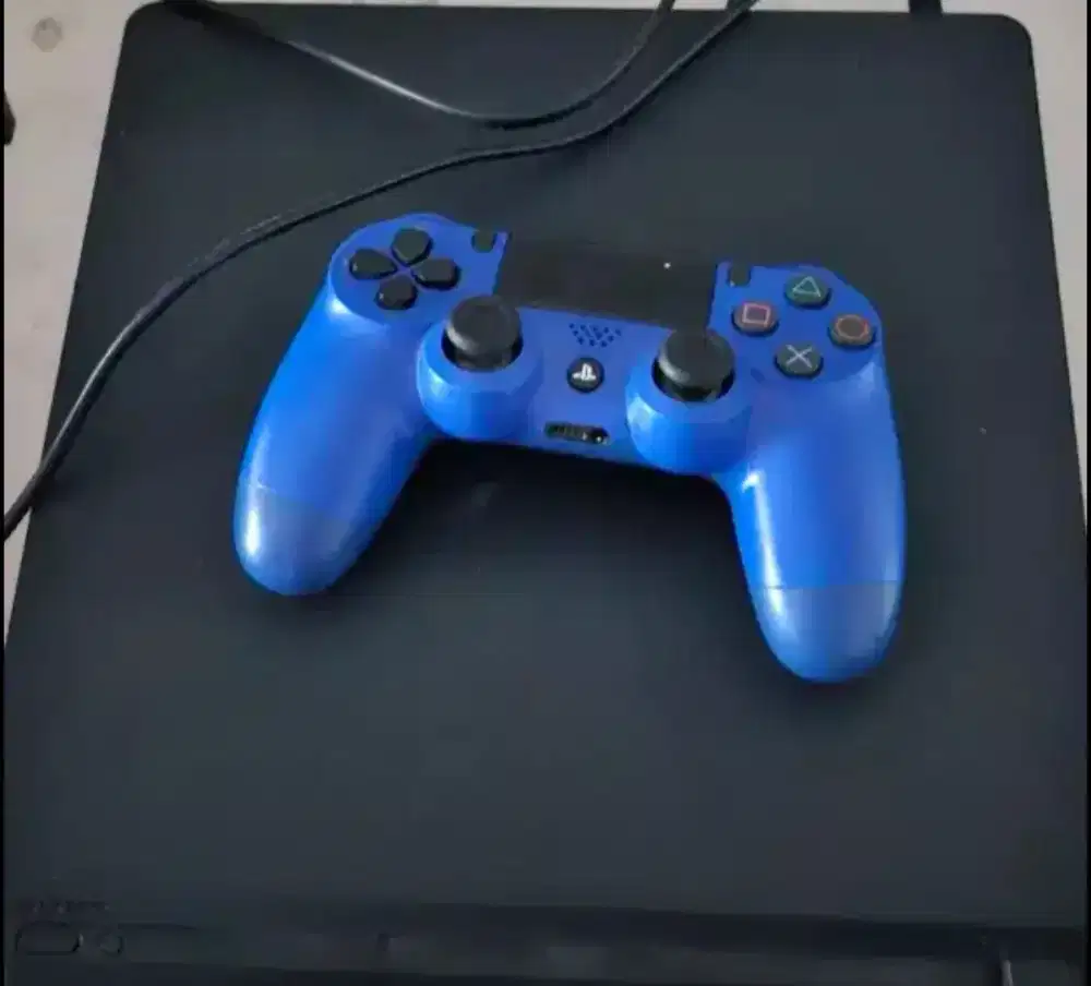 Ps 4 slim kumplit