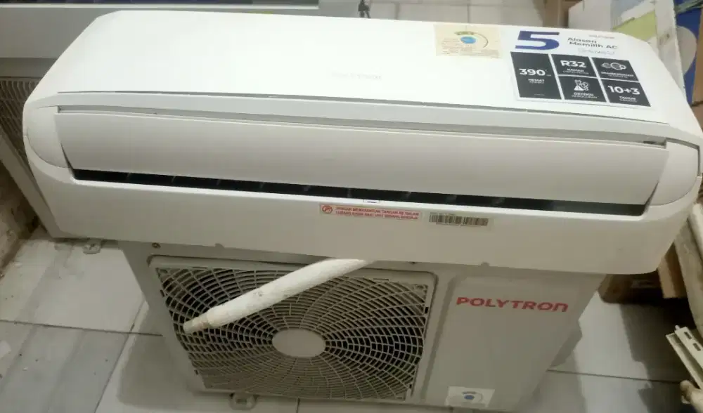 Jual ac  politron 1/2 pk R32 lowwat 360 watt kondisi 95% ori semua