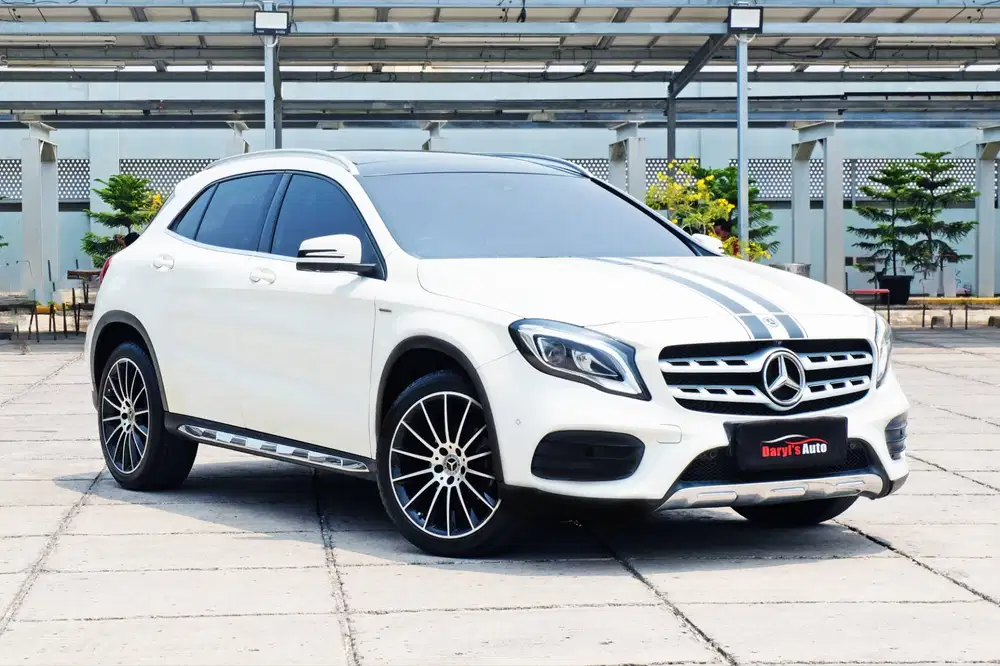 2017 Mercedes Benz GLA200 AMG Line Edition 50 Panoramic tdp 78jt