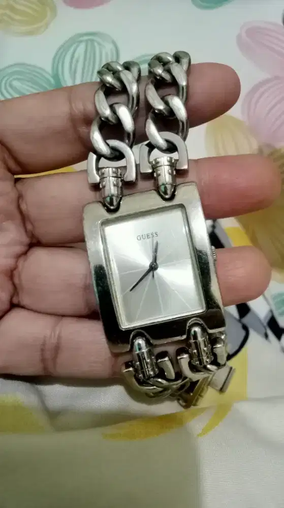 Jam tangan guess rantai