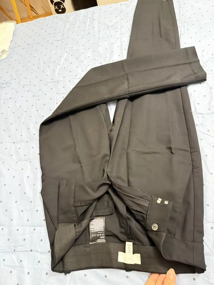 Celana H&M ukuran 32