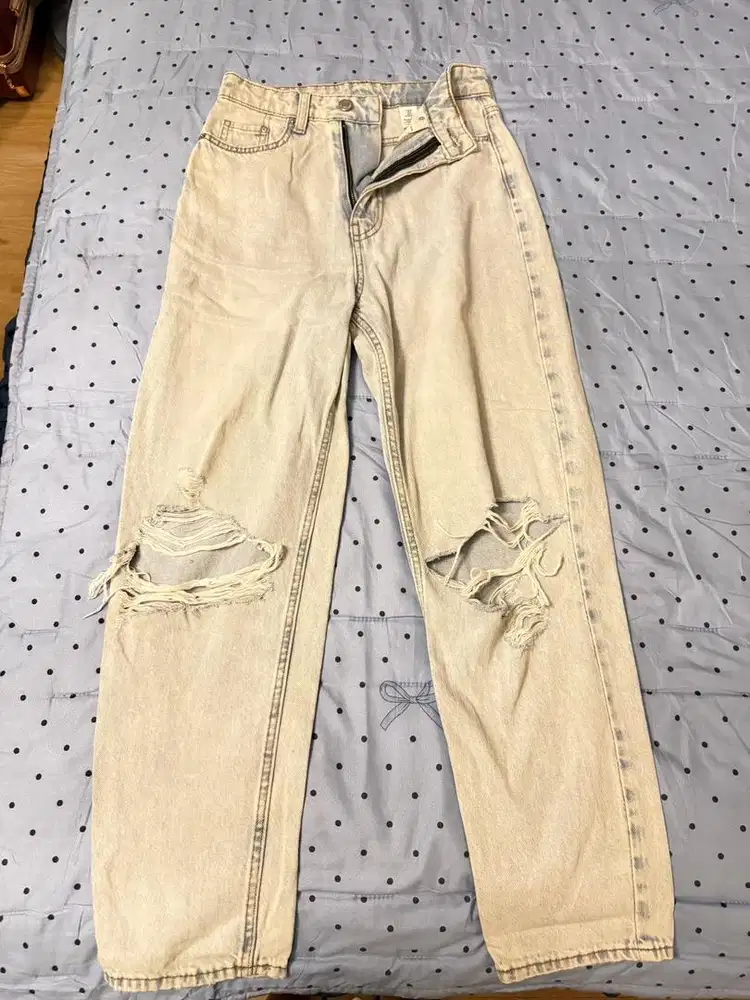 Celana jeans sobek ukran M