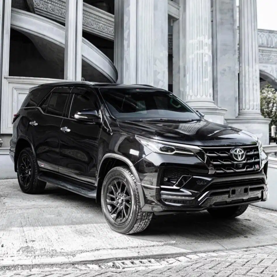 (CASH) Toyota Fortuner VRZ GR 2.8 2023