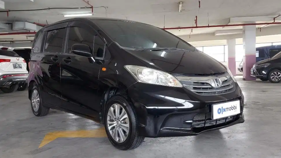 DP 6, JT Honda Freed 1.5 S Bensin-AT Hitam 2012