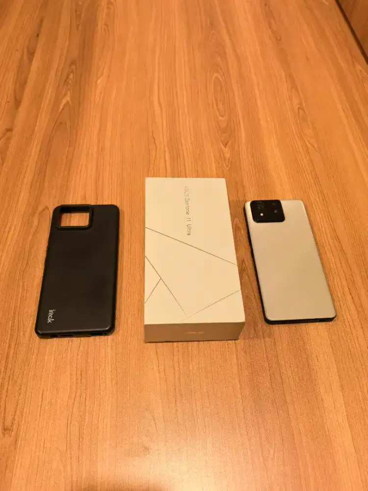 Asus Zenfone 11 Ultra kondisi terawat dan fullset