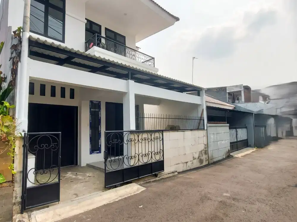 Rumah Tebet Timur Dekat dengan Eco Park, Jakarta Selatan