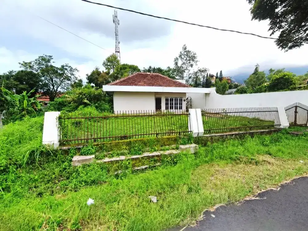 Dijual Villa Strategis Samping Jatim Park 1 Kota Batu
