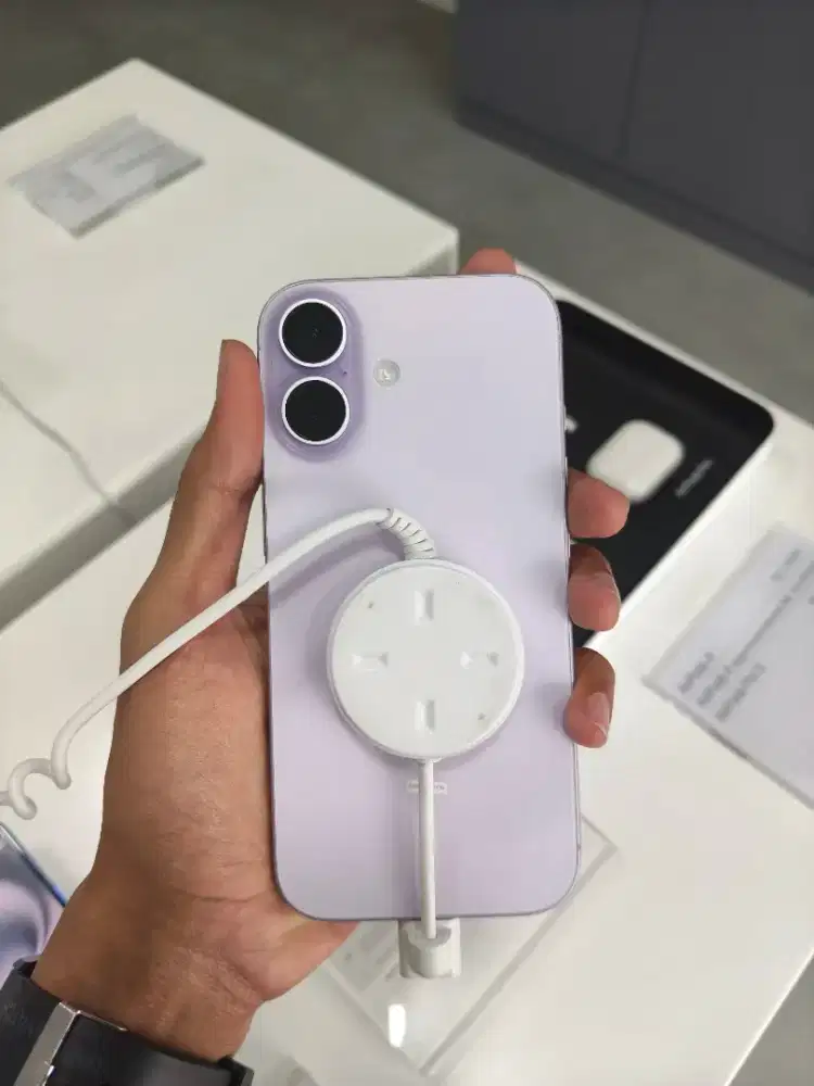 Cicilan iPhone 17 Basic Promo Free 1x Angsuran