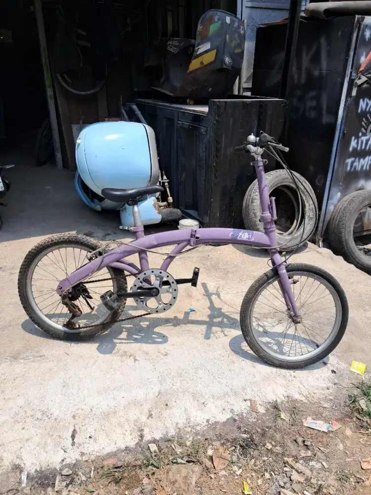 Sepeda lipat merk wimcycle dan exotic