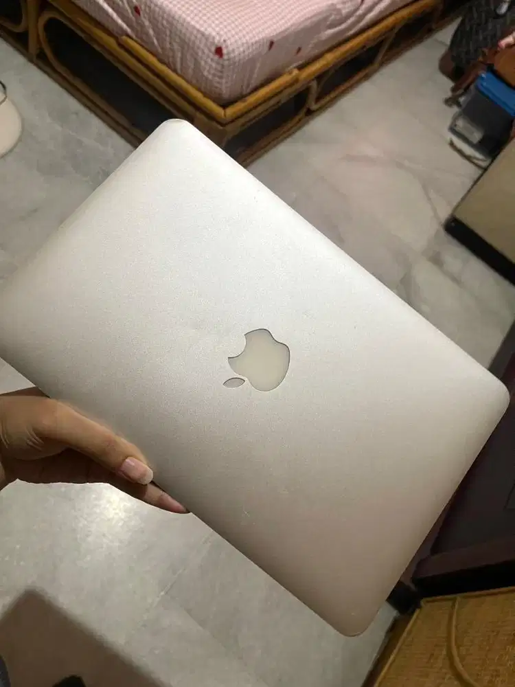 Dijual Macbook Air 2014 11 inch