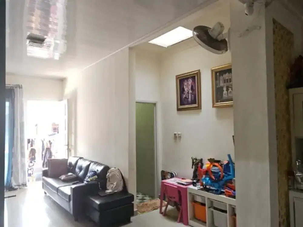 RUMAH MURAH !!! Lokasi Dekat LRT Harjamukti Depok