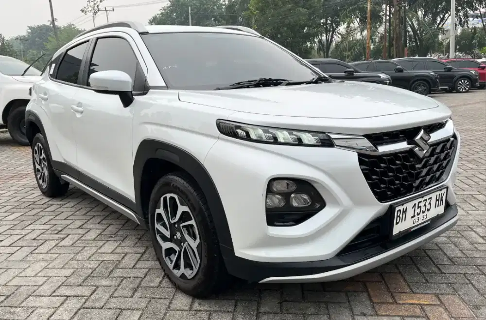 Fronx 1.5 GX Hybrid AT 2025 KM 5 Ribuan