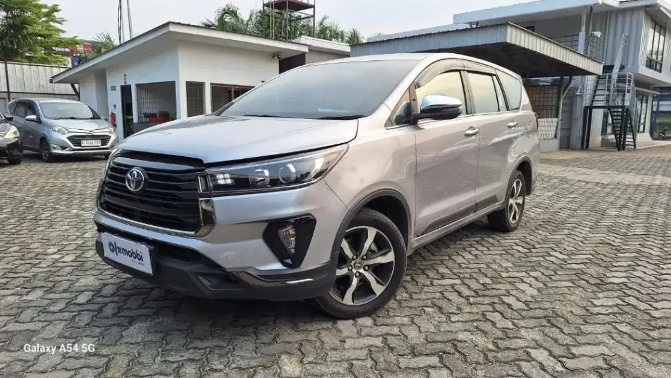 DP MURAH Toyota Kijang Innova 2.4 Venturer Solar-AT 2022  CPOUB