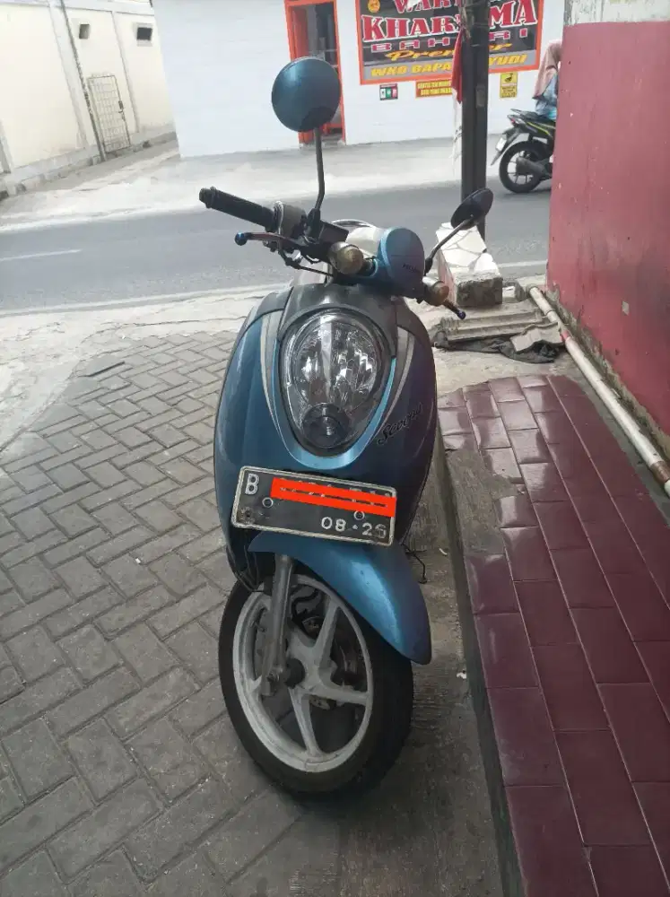 HONDA SCOOPY 2011