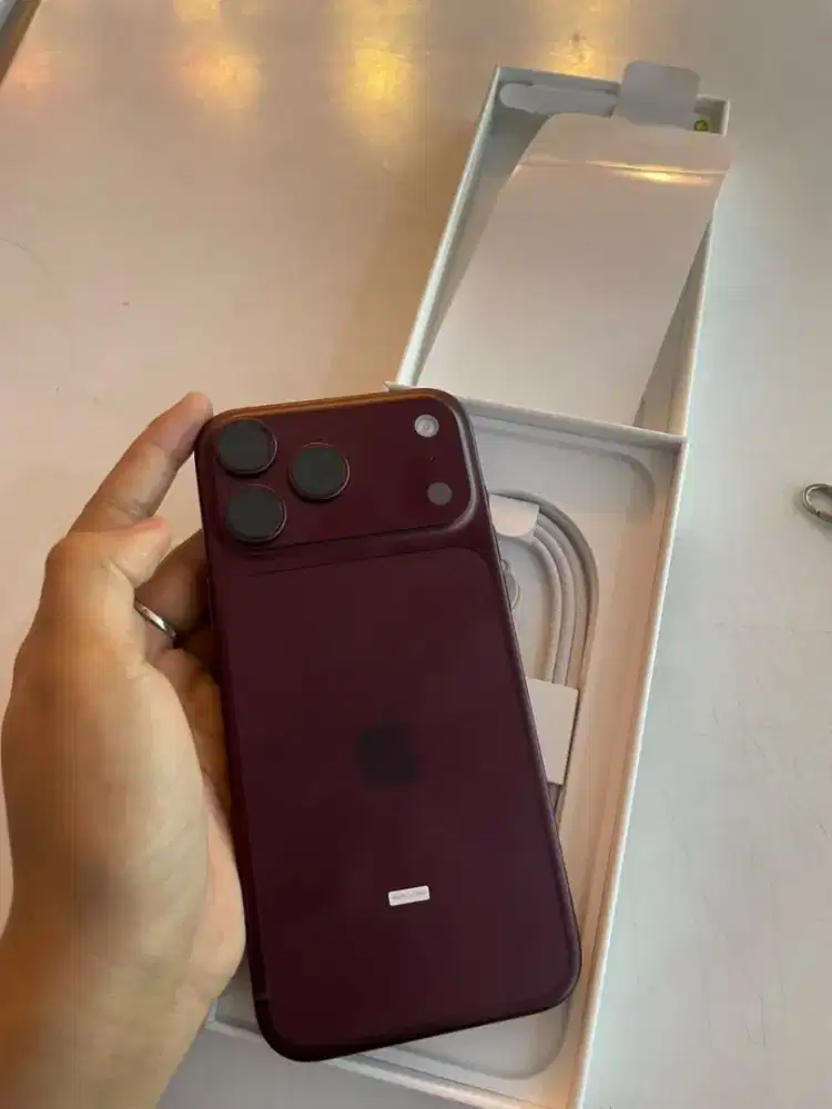 Iphone garansi resmi ibox