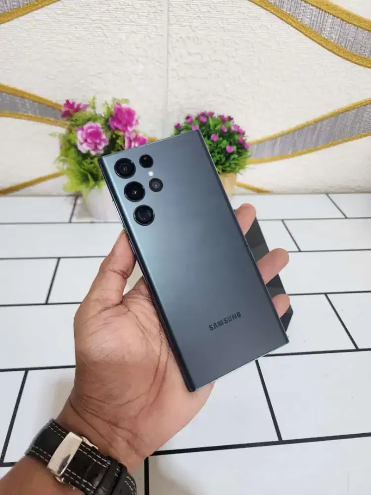 Cari iPhone X-16PM & Huawei P50/P70 Pro COD Depok