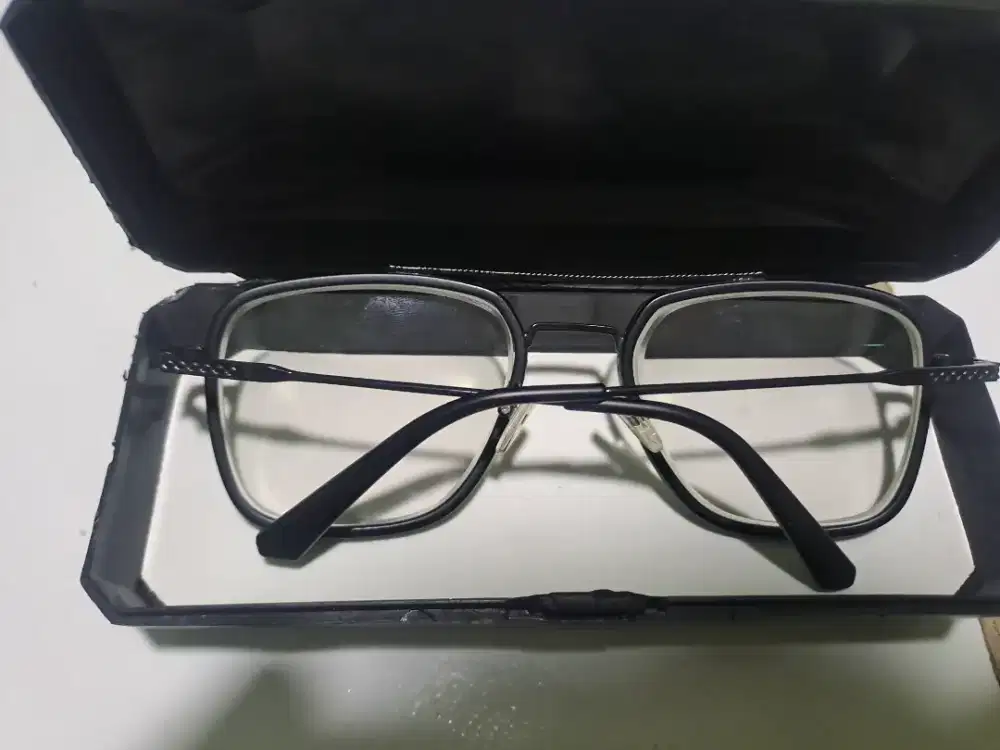 Jual kacamata pria