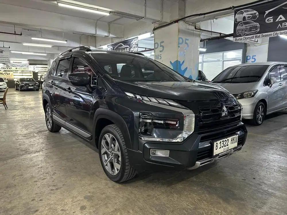 Mitsubhisi Xpander Cross Premium Package 2023 Facelift AT 2024