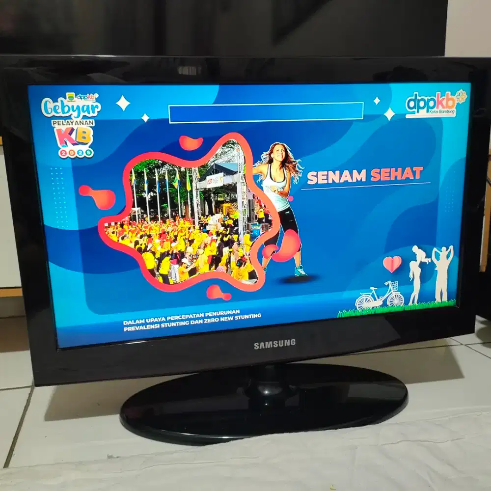TV LCD Samsung 26 Inch analog plus STB