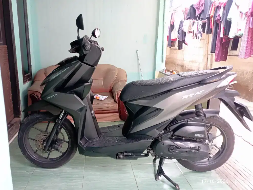 HONDA BEAT DELUXE CBS ISS 2023