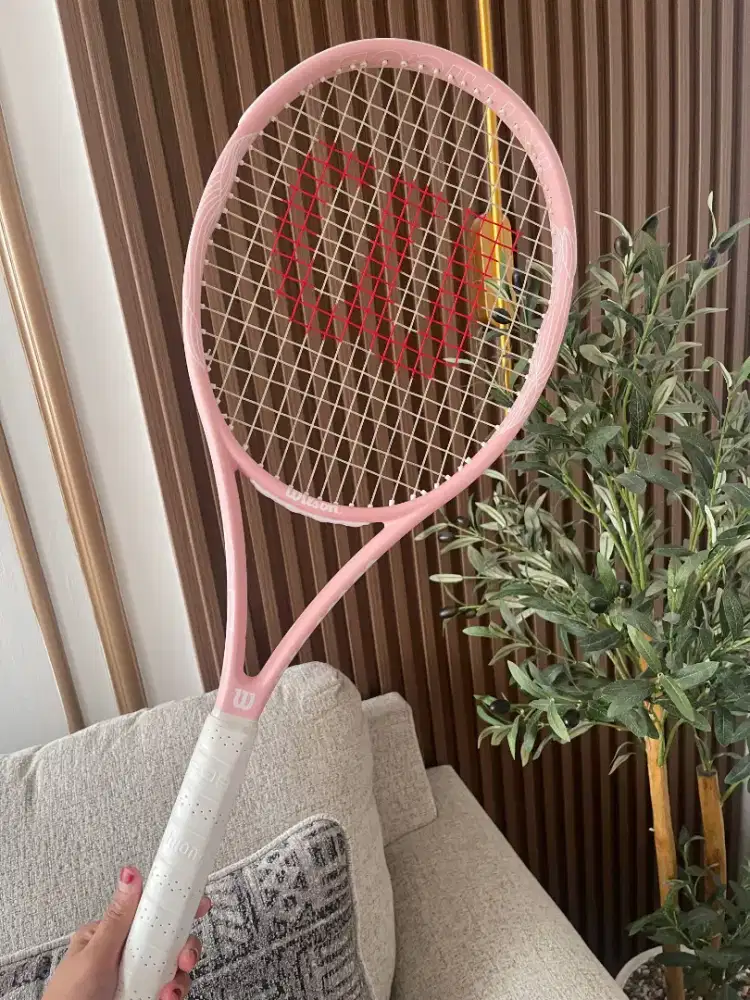 Dijual Raket Tennis Merk Wilson Original Murah baru sekali pakai