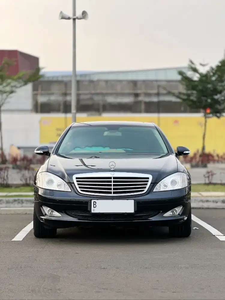 MERCEDES BENZ S350L W221 THN 2008 GOOD CONDITION