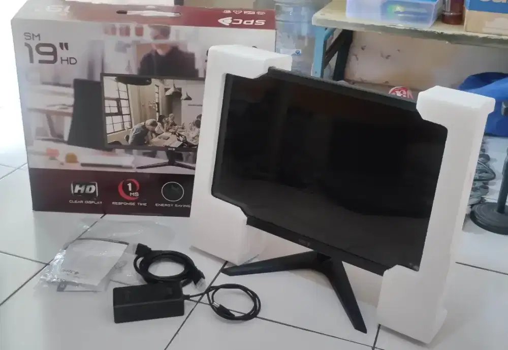 Monitor LED SPC SM19HD 19 inci