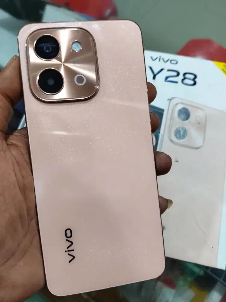 Vivo Y28 8/128 second