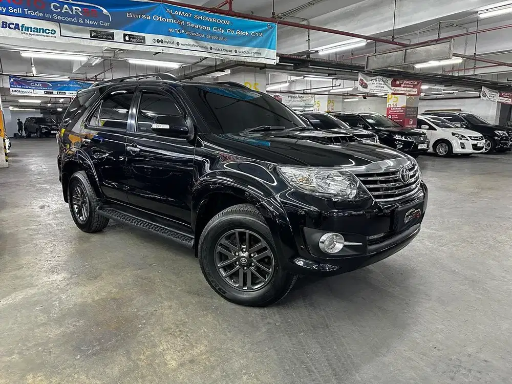 Toyota Fortuner G VNT 2.5 AT Diesel 2015 Last Edition