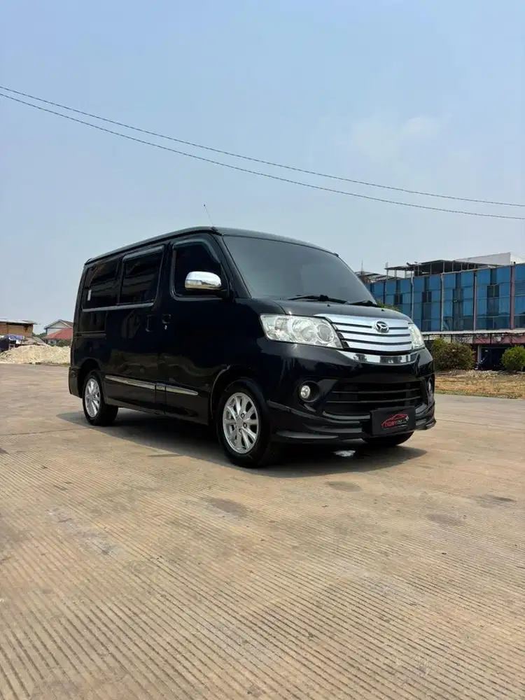 Daihatsu Luxio 1.5 X 2017 Manual ( Hitam Metalik )