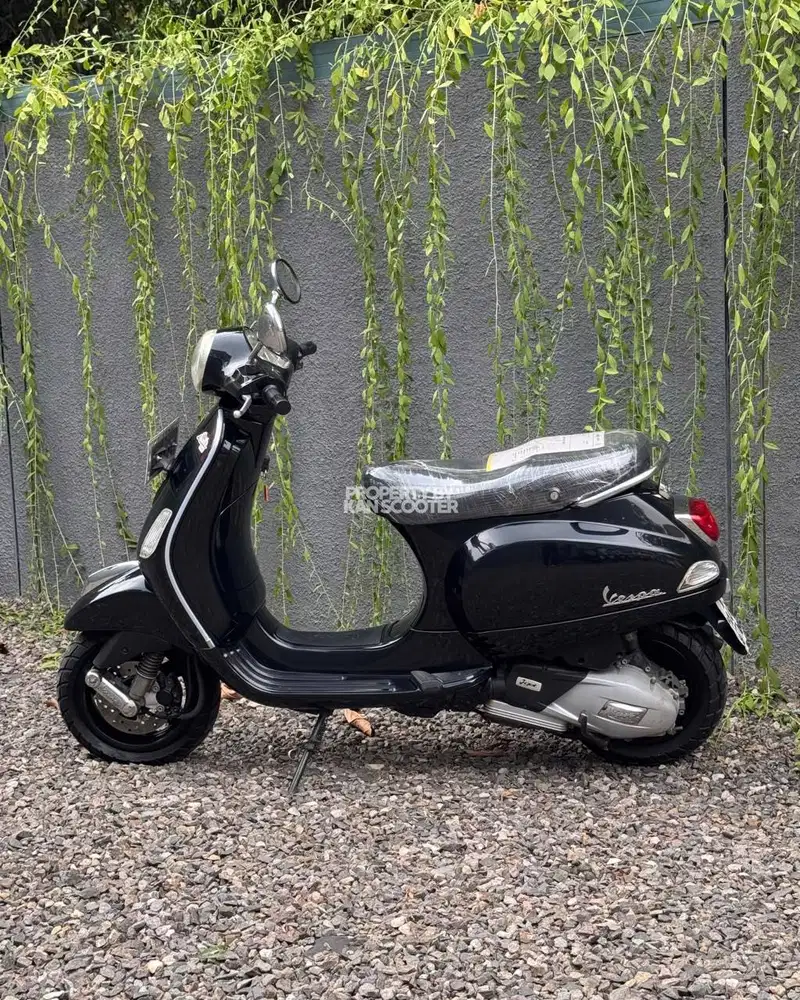 VESPA LX 125 iGET 2018 TERMURAH