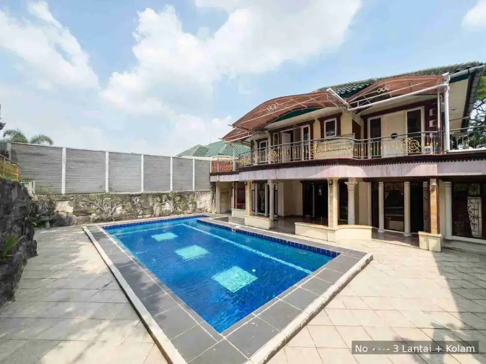 *DIJUAL - RUMAH MEWAH BUKIT GOLF HIJAU RAYA, SENTUL CITY (Westwood)*
Lingkungan Elite, Asri, Row Jalan Lebar