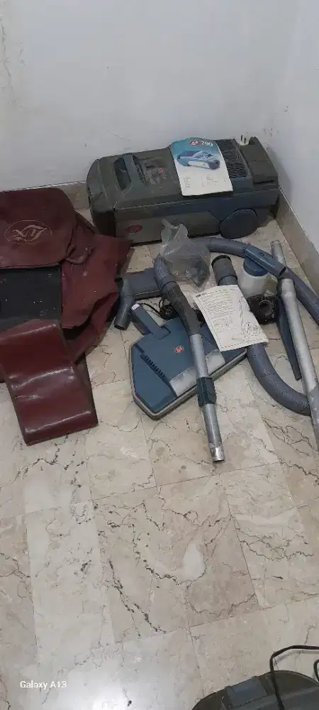 Vacuum dry cleaner sedot tiup