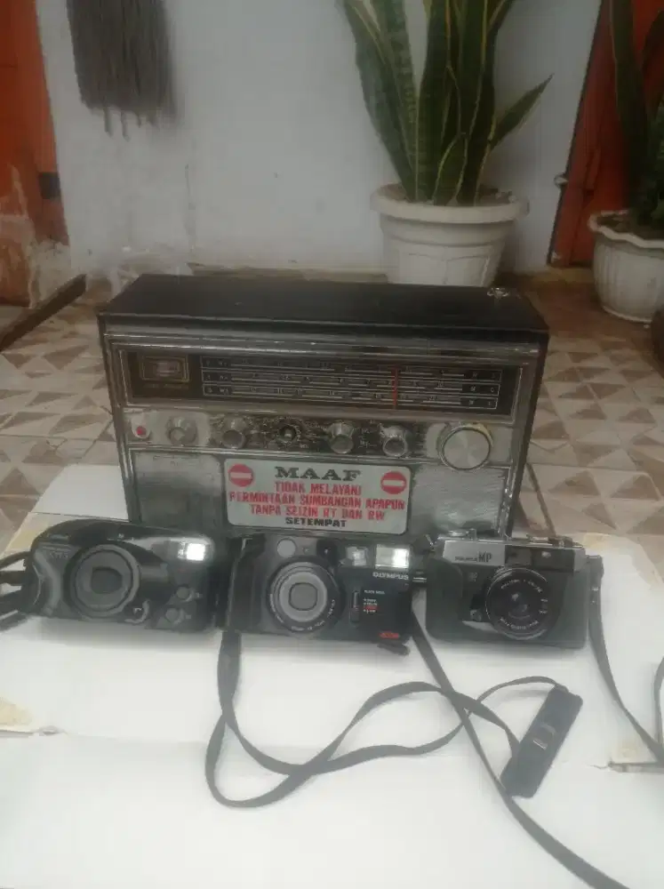 Radio kuno & camera kodak