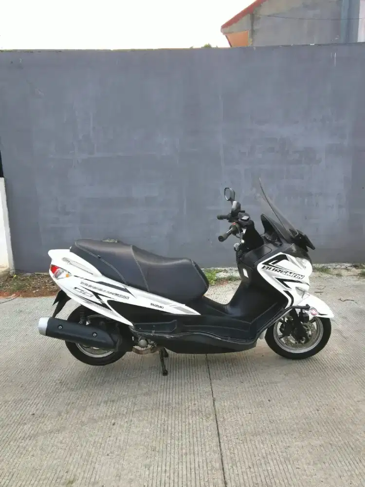 Suzuki Burgman 2015