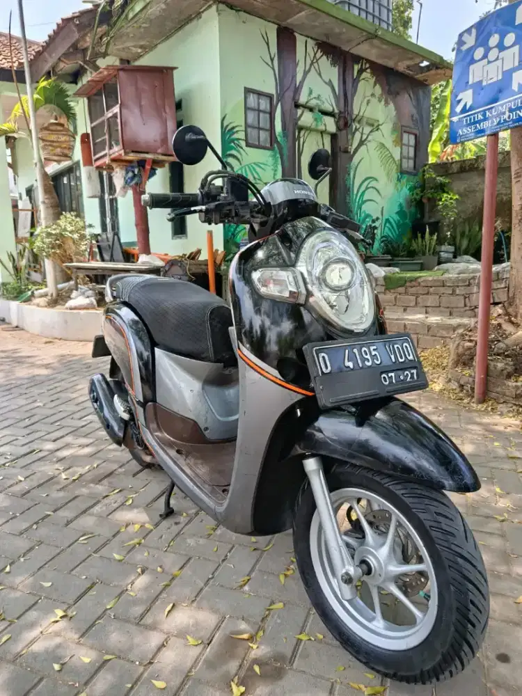 Scoopy Stylish donat 2017