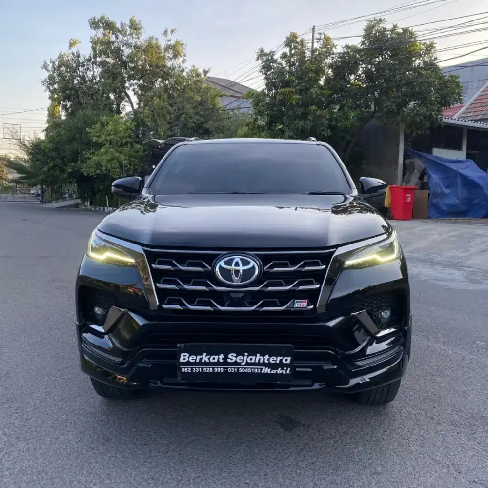 Toyota Fortuner GR Sport 2,8 Matic 2023 PAJAK BARU bisa DP MINIM