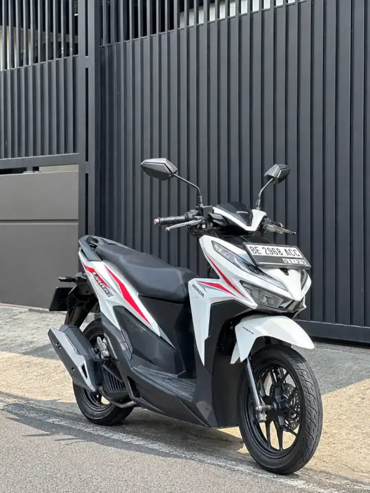 Vario 125 Kredit Dp 1,8 Juta
