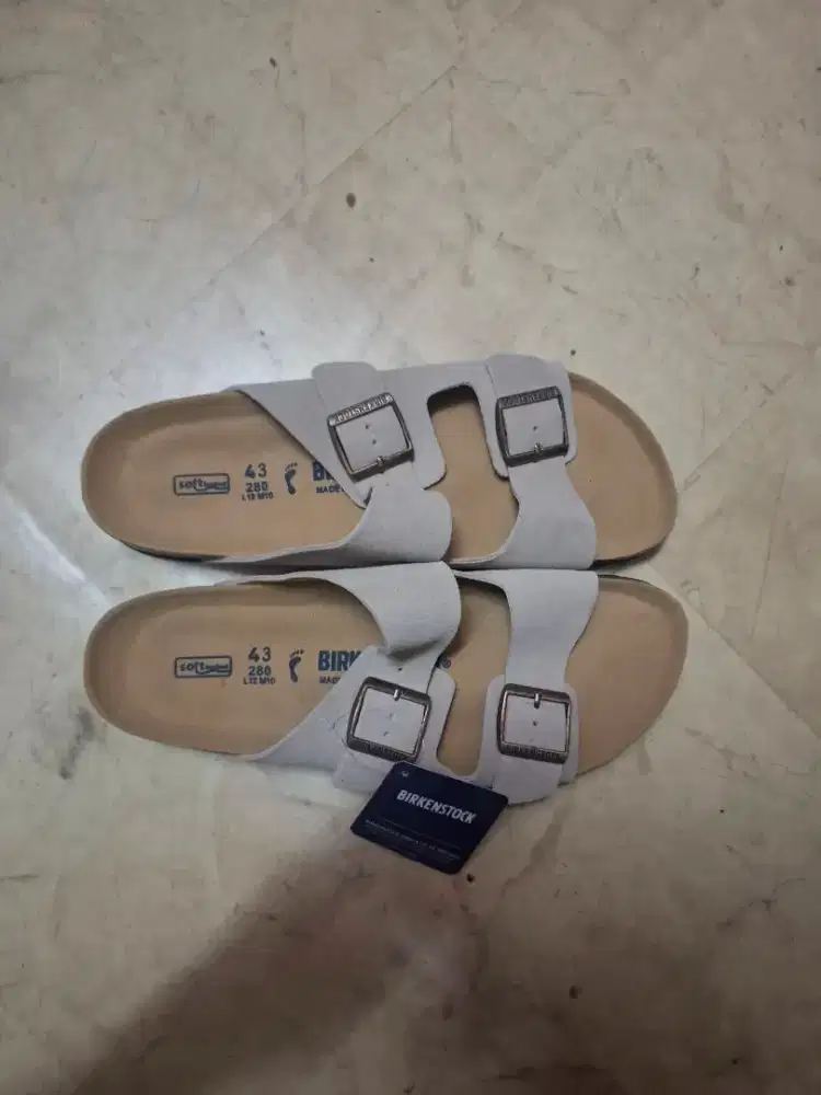 BNWB Birkenstock Arizona Suede Soft Footbed (43)
