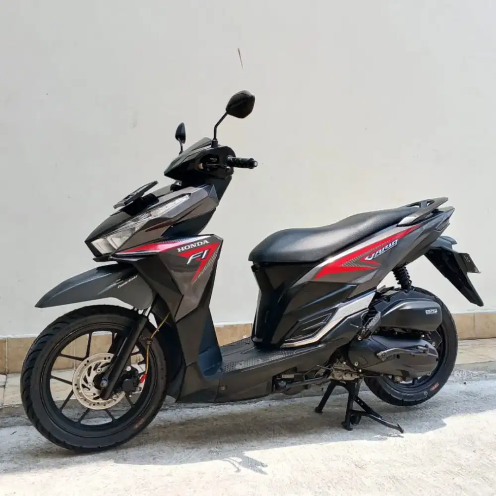 HONDA VARIO 125 CBS ISS LED TAHUN 2017 CASH KREDIT MURAH DP MULAI 2.8