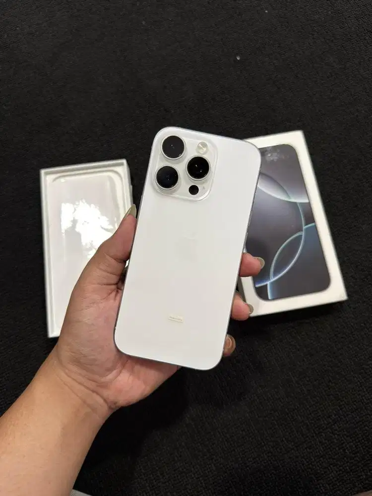 iPhone 16 Pro 128gb Putih iBox Bekas Pakai Kondisi Seperti Baru
